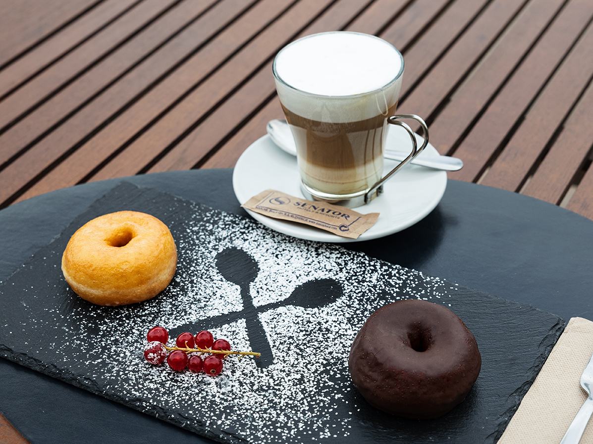 013_alta_senatoráguilas Terraza.jpg